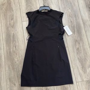 ⚡️SALE⚡️Athleta Yosemite dress
